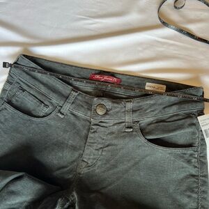 Mavi Women’s Corduroy Jeans NWT Serena low rise super skinny 27 x 32 green